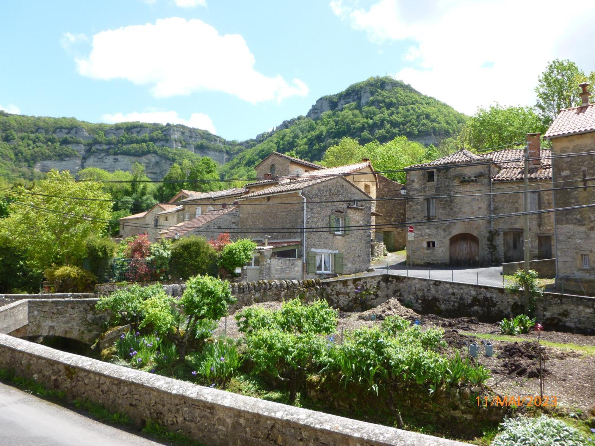 Maison De Village Saint-Paul-des-Fonts Exterior photo